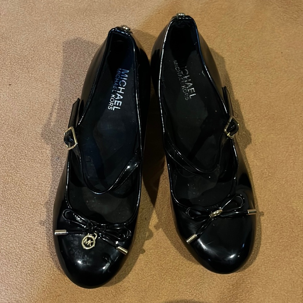 Micheal Kors black shoes